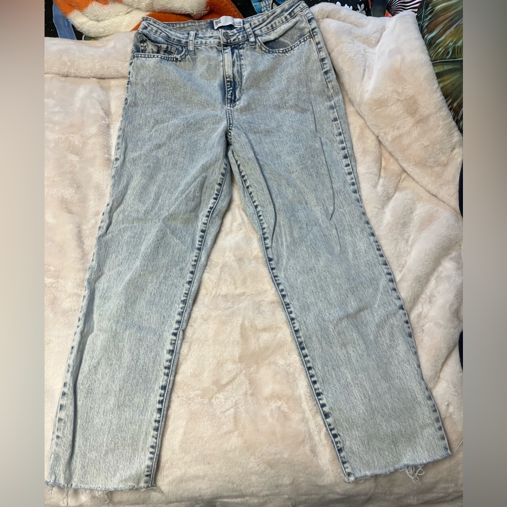 acid wash mom jeans